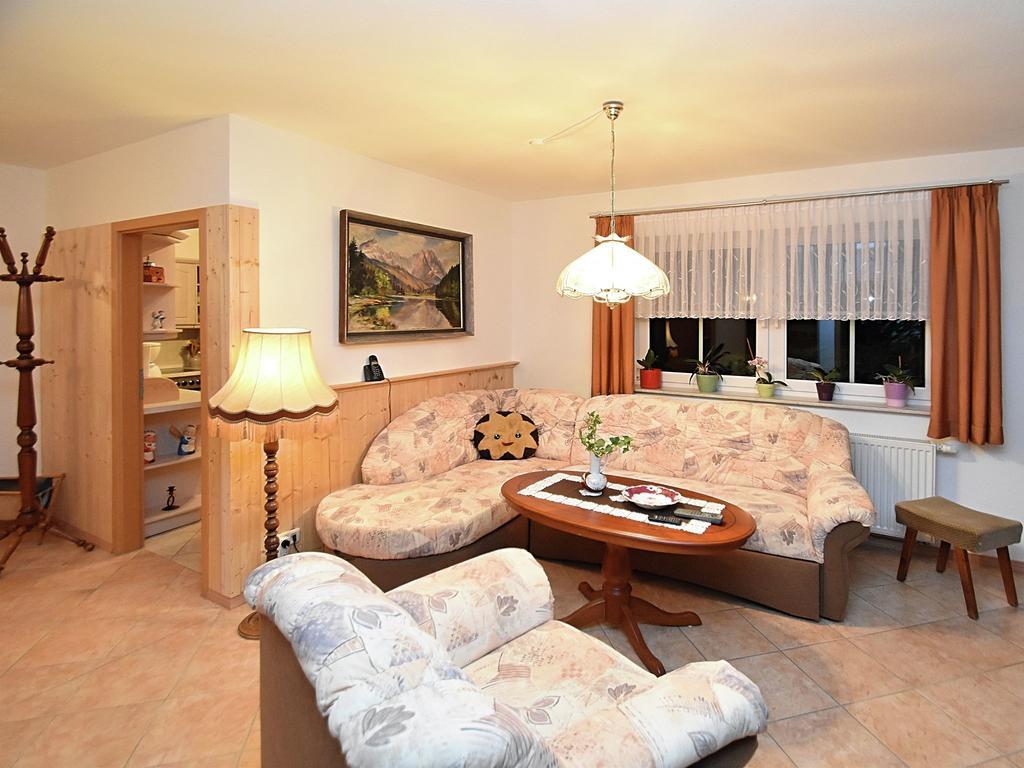 Apartment With Views Of The Ore Mountains Oelsnitz  Экстерьер фото